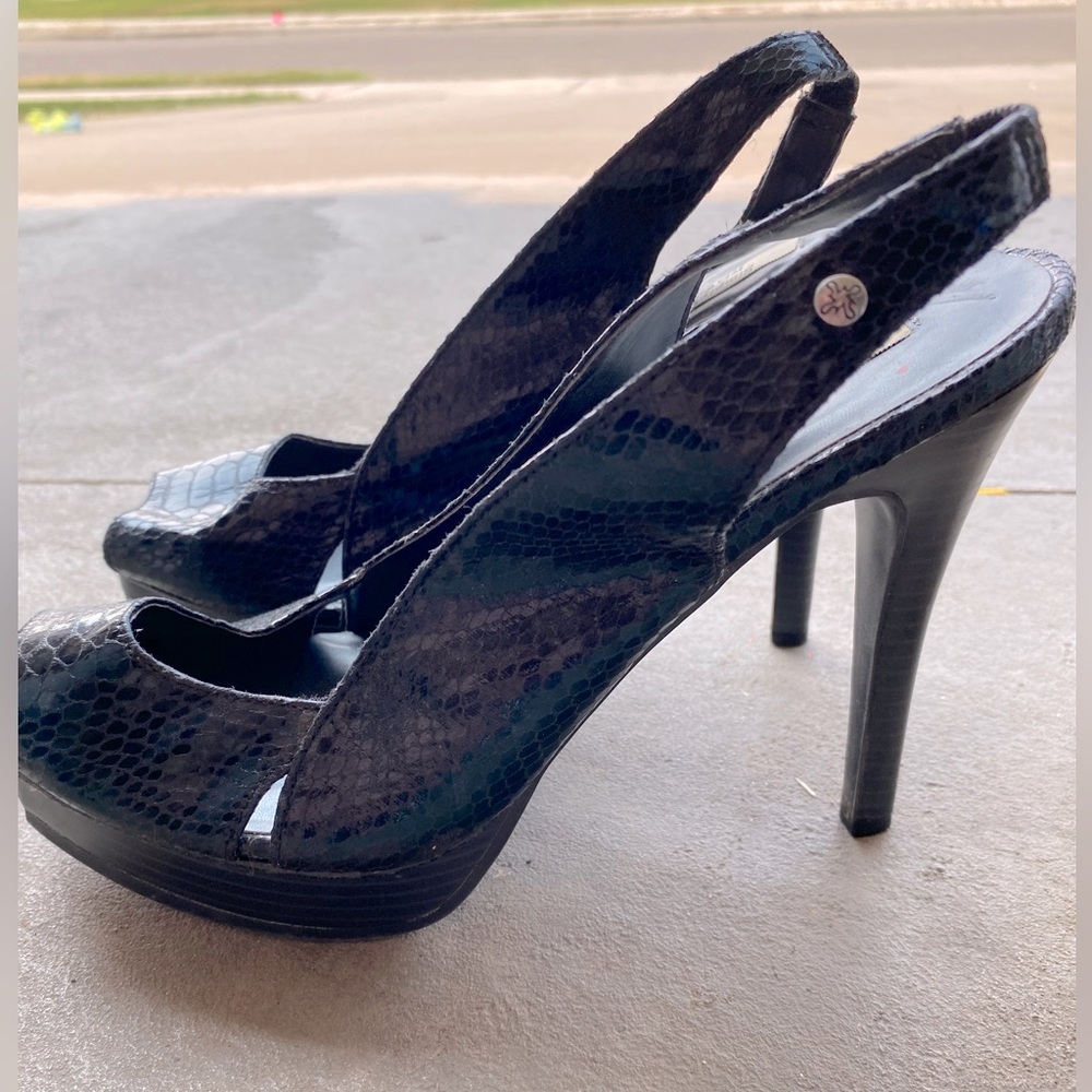 Simply Vera Wang heels